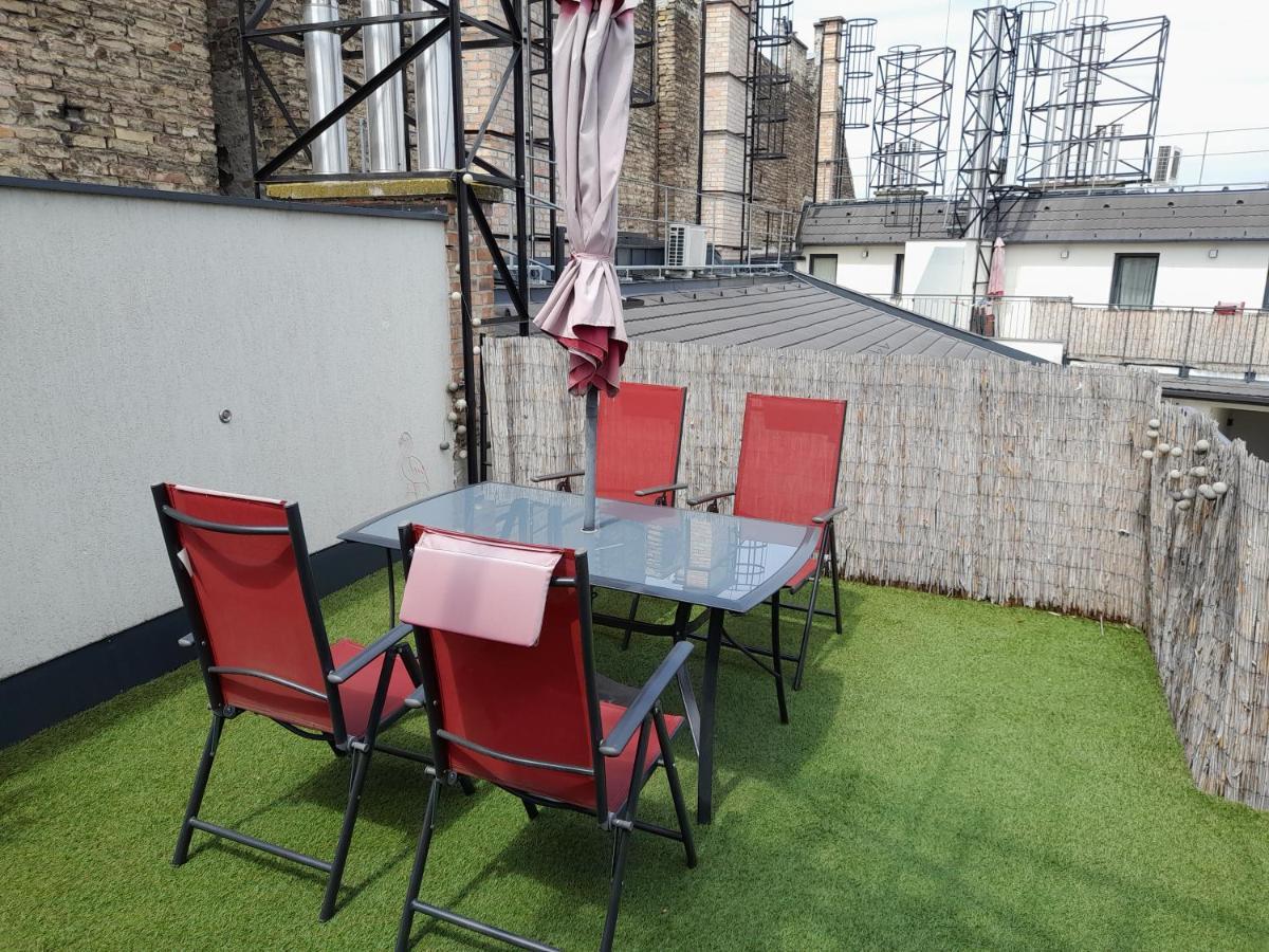 Erkel Rooftop Suites Budapest Eksteriør billede