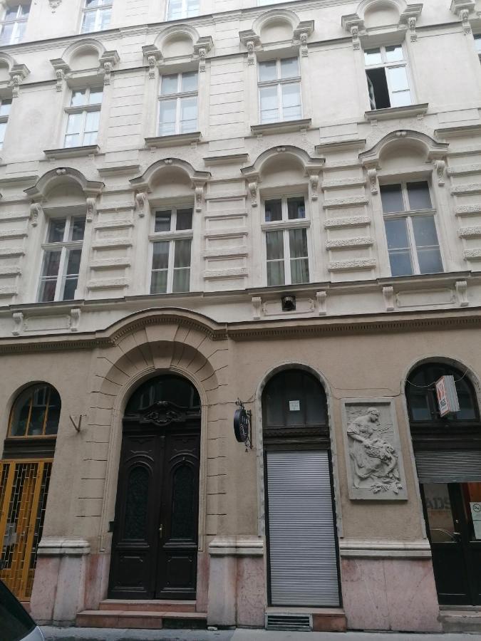 Erkel Rooftop Suites Budapest Eksteriør billede